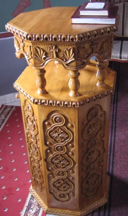 Hramovni nameštaj